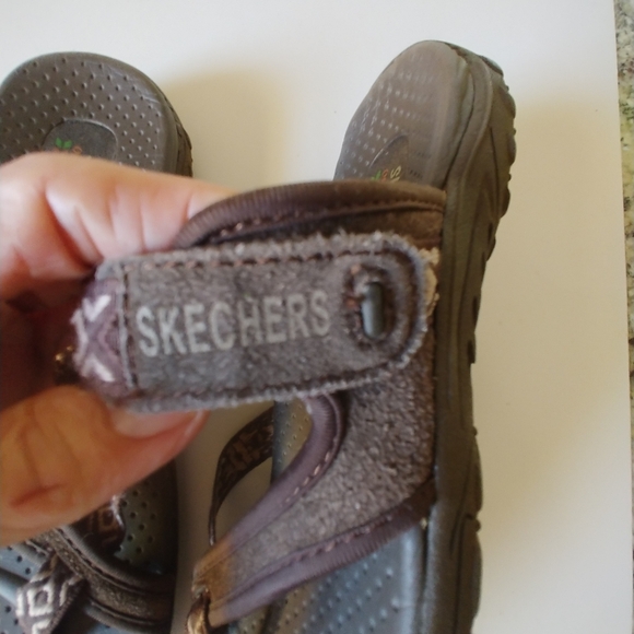Skechers Brown Patterned Toe-Post Slide Sandals Size 8 - Picture 2 of 7